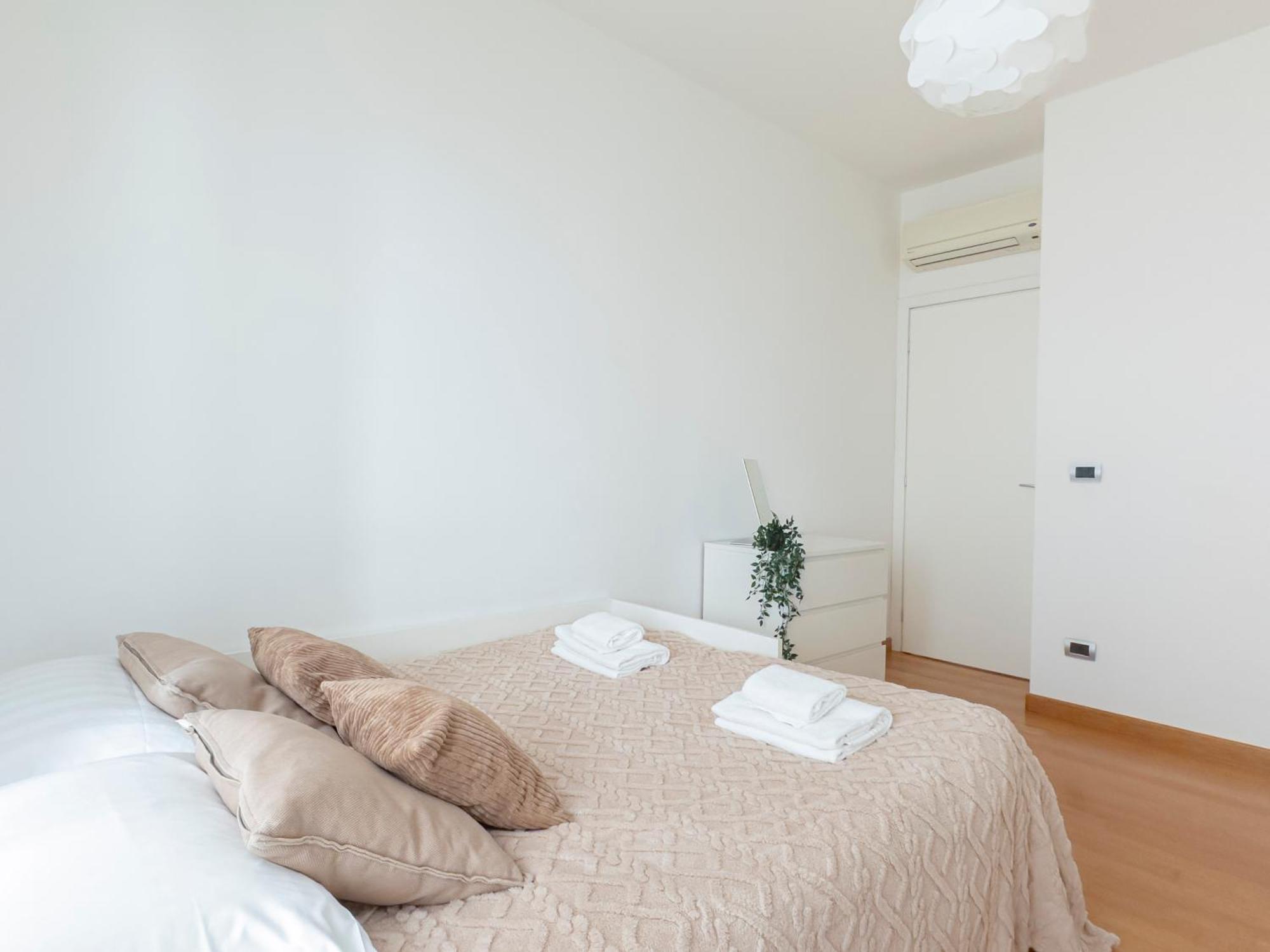 Luxury Apartment - Cesare Battisti 26A San Donato Milanese Exteriör bild