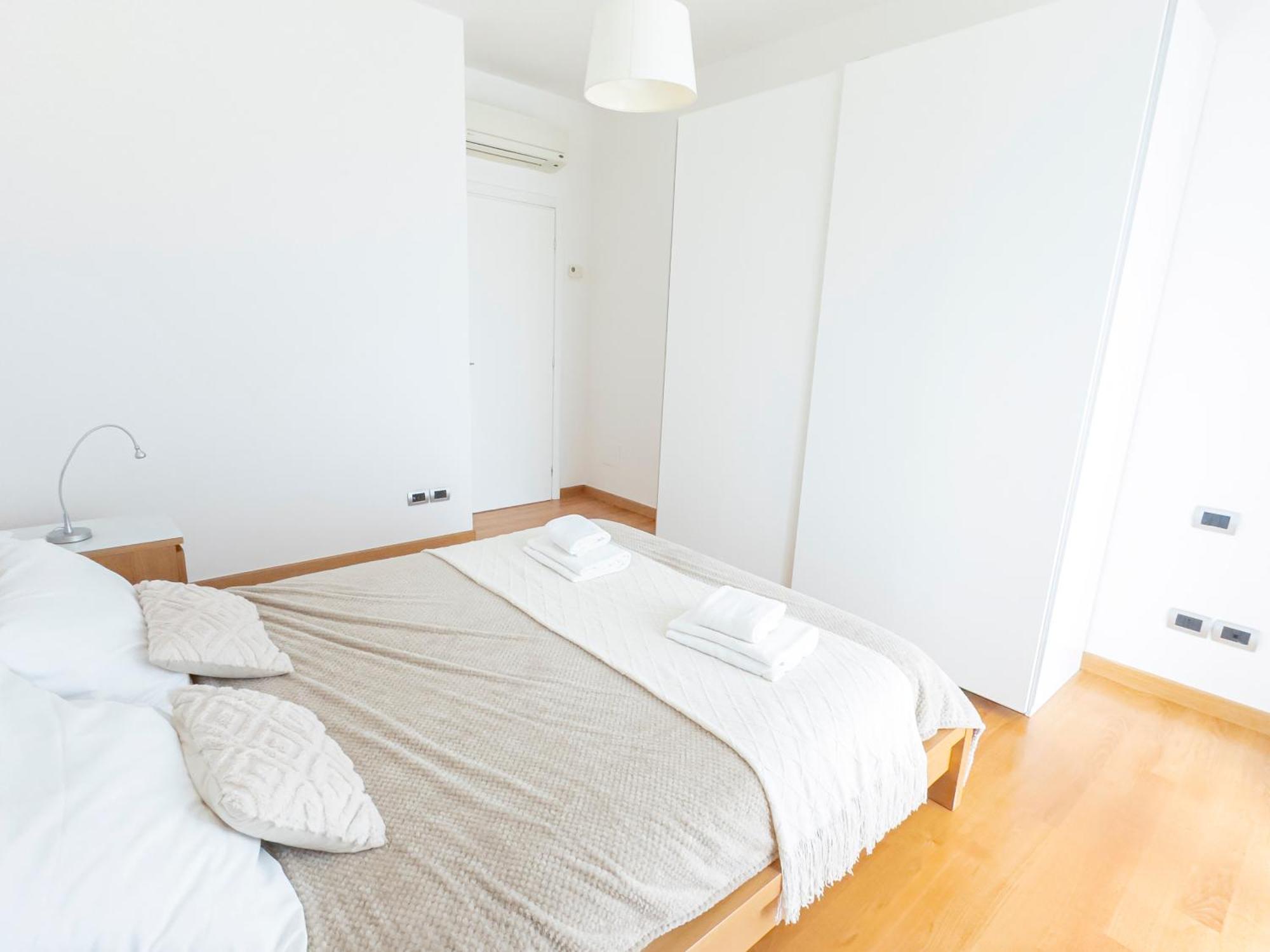Luxury Apartment - Cesare Battisti 26A San Donato Milanese Exteriör bild